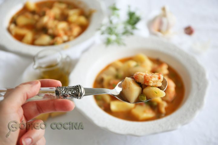 Guiso De Patatas Con Sepia Y Langostinos Código Cocina 