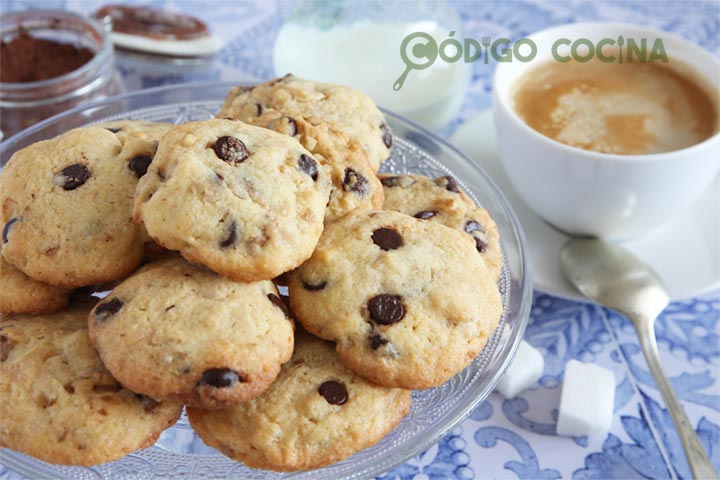 Receta de galletas con nueces y chocolate